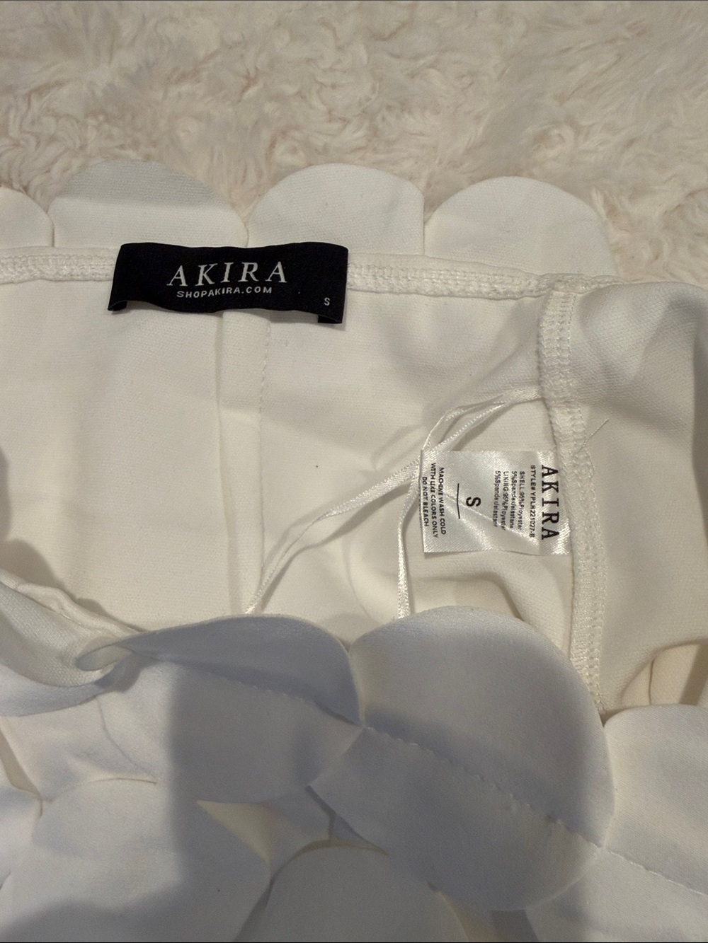 AKIRA White Circular-Appliqué Midi Skirt cut out size small - Picture 3 of 3